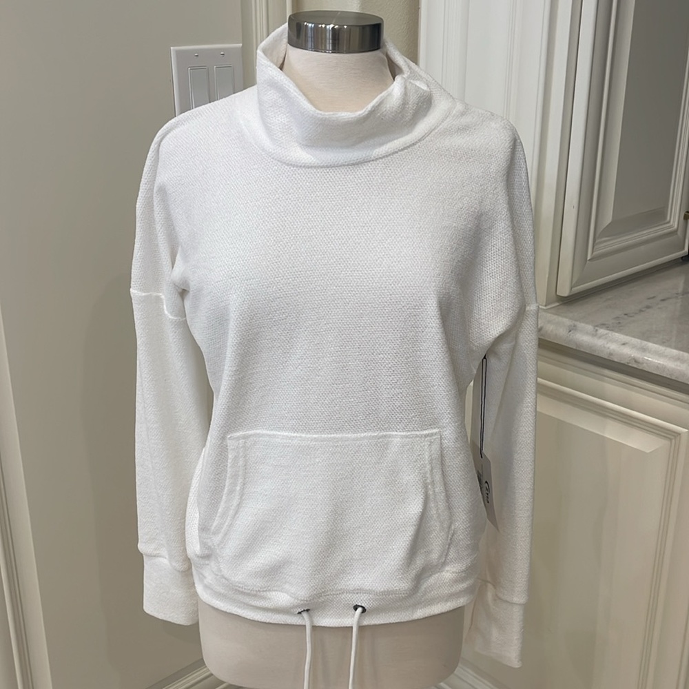 Zyia Large, white drawstring mock sweatshirt